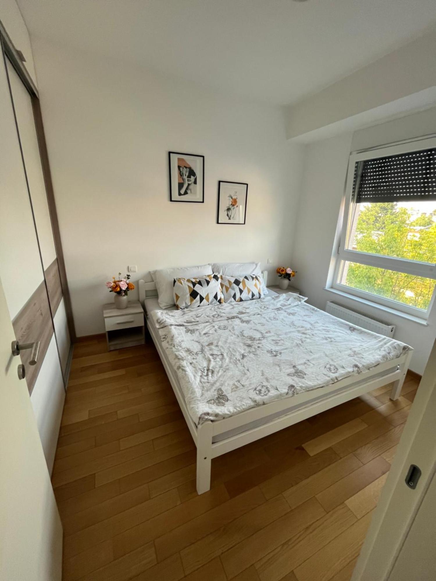 Apartmani Kastel Banja Luka Ngoại thất bức ảnh