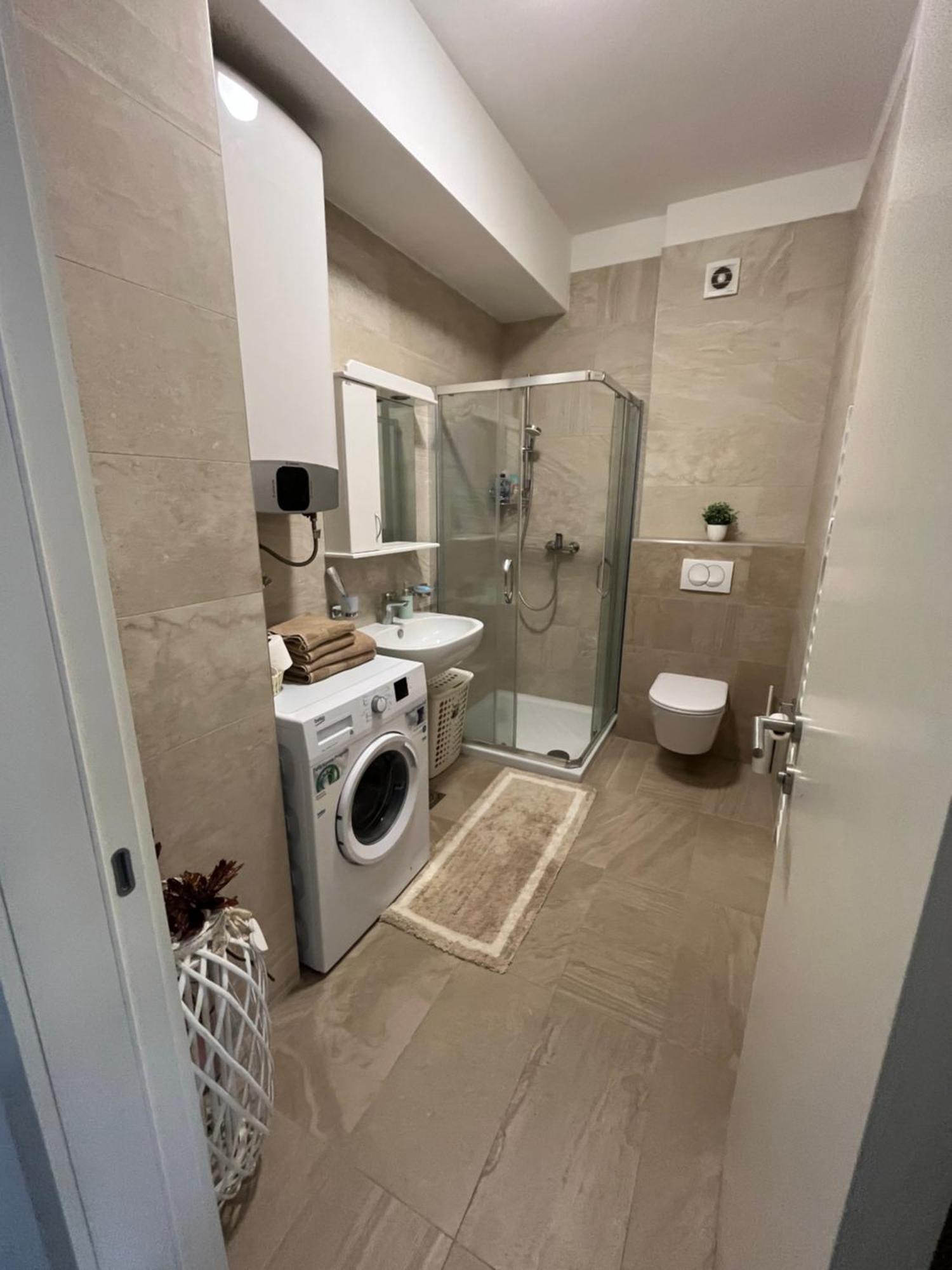 Apartmani Kastel Banja Luka Ngoại thất bức ảnh